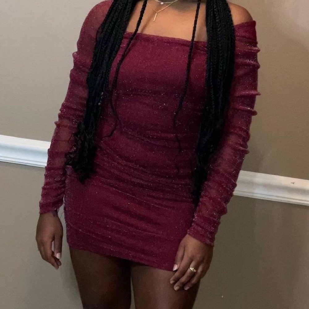 Elegant Off-Shoulder Burgundy Dress